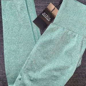 NVGTN Forest Green seamless leggings